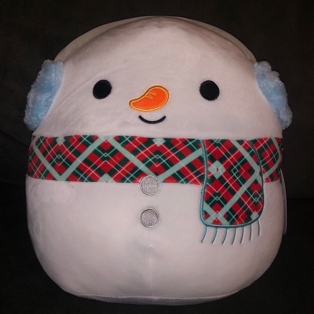 Manny 12” snowman squishmallow